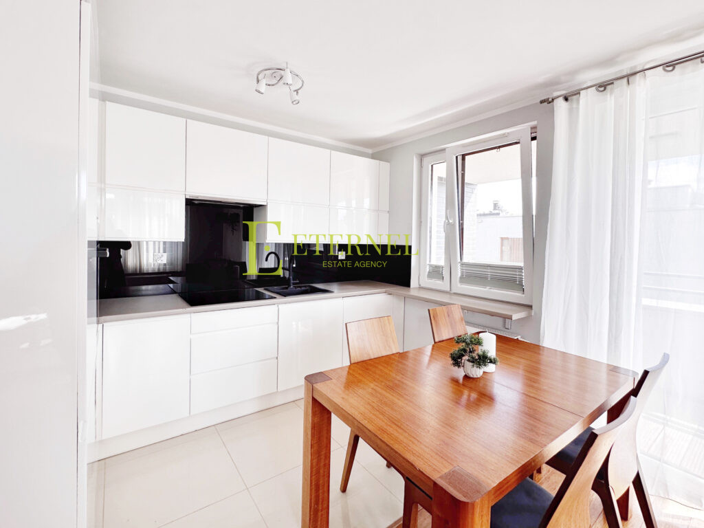 Продається 3-кімнатна квартира 59,5 м² в Kraków – готова до заселення! Будинок 2012 року з підземним гаражем