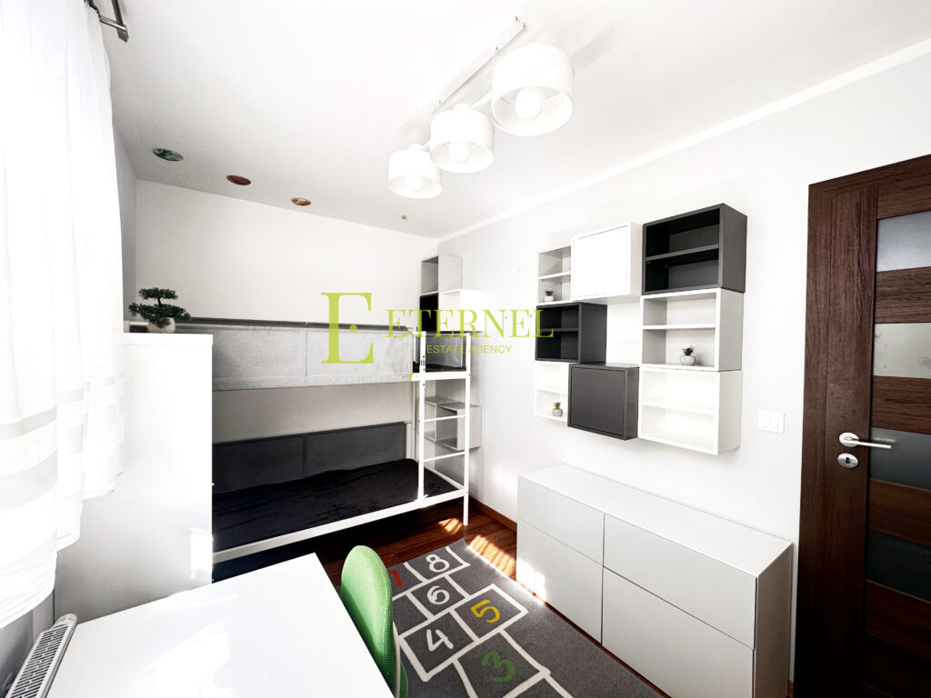 Продається 3-кімнатна квартира 59,5 м² в Kraków – готова до заселення! Будинок 2012 року з підземним гаражем