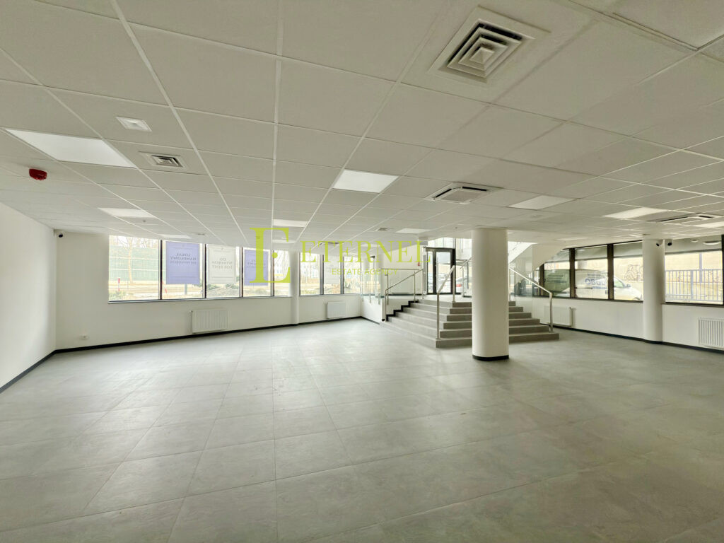NEW PRICE – Kraków – Al. Jana Pawła II – Commercial Premises – 467.57 m²