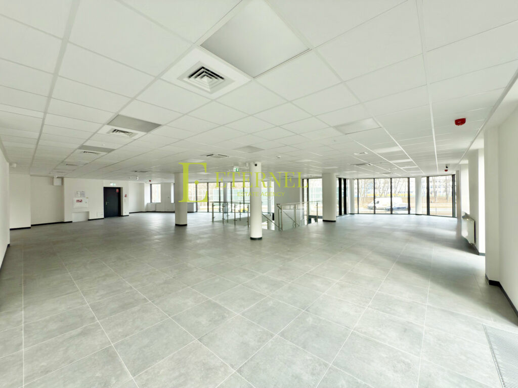 NEW PRICE – Kraków – Al. Jana Pawła II – Commercial Premises – 467.57 m²