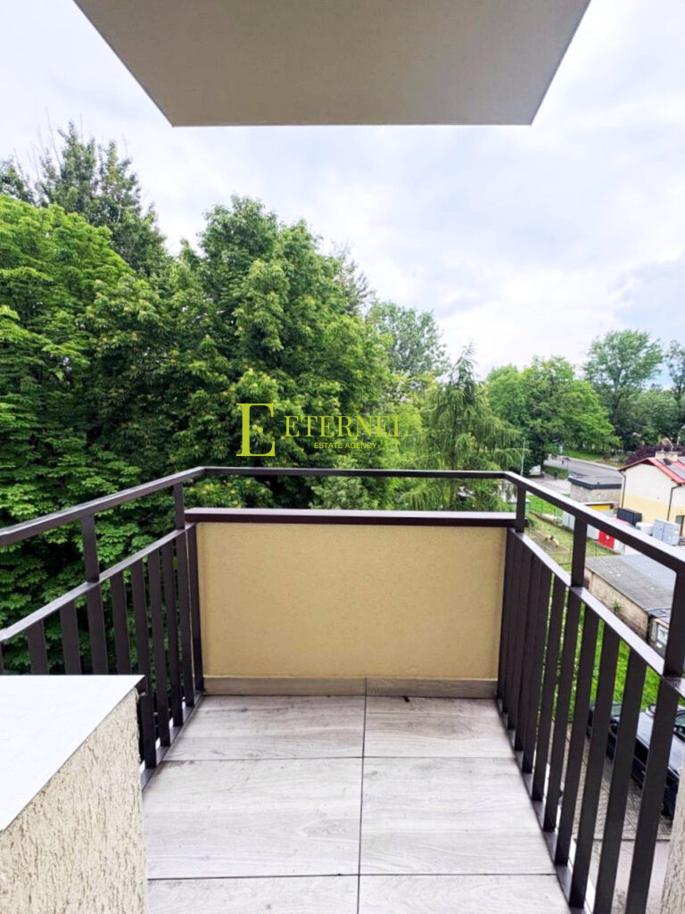 Оренда 2-кімнатної квартири 53 м² з двома балконами та коміркою на ul. Ugorek – ліфт, готова до заселення! Поруч Tauron Arena