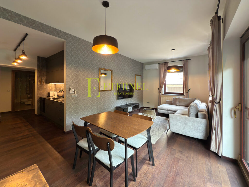 Продається 2-кімнатна квартира 72 м² з приватною терасою та садком у Starym Mieście – 2 паркомісця! Дуже гарний стан