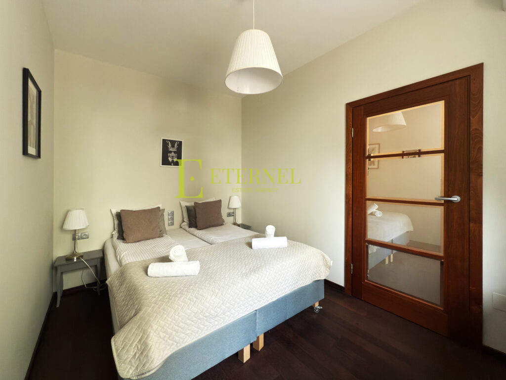 Продається 2-кімнатна квартира 72 м² з приватною терасою та садком у Starym Mieście – 2 паркомісця! Дуже гарний стан