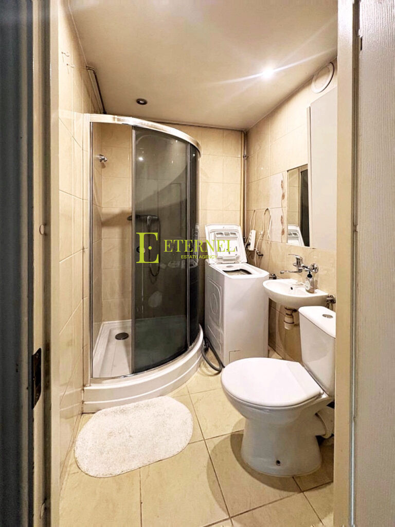 Оренда 2-кімнатної квартири 53 м² з двома балконами та коміркою на ul. Ugorek – ліфт, готова до заселення! Поруч Tauron Arena