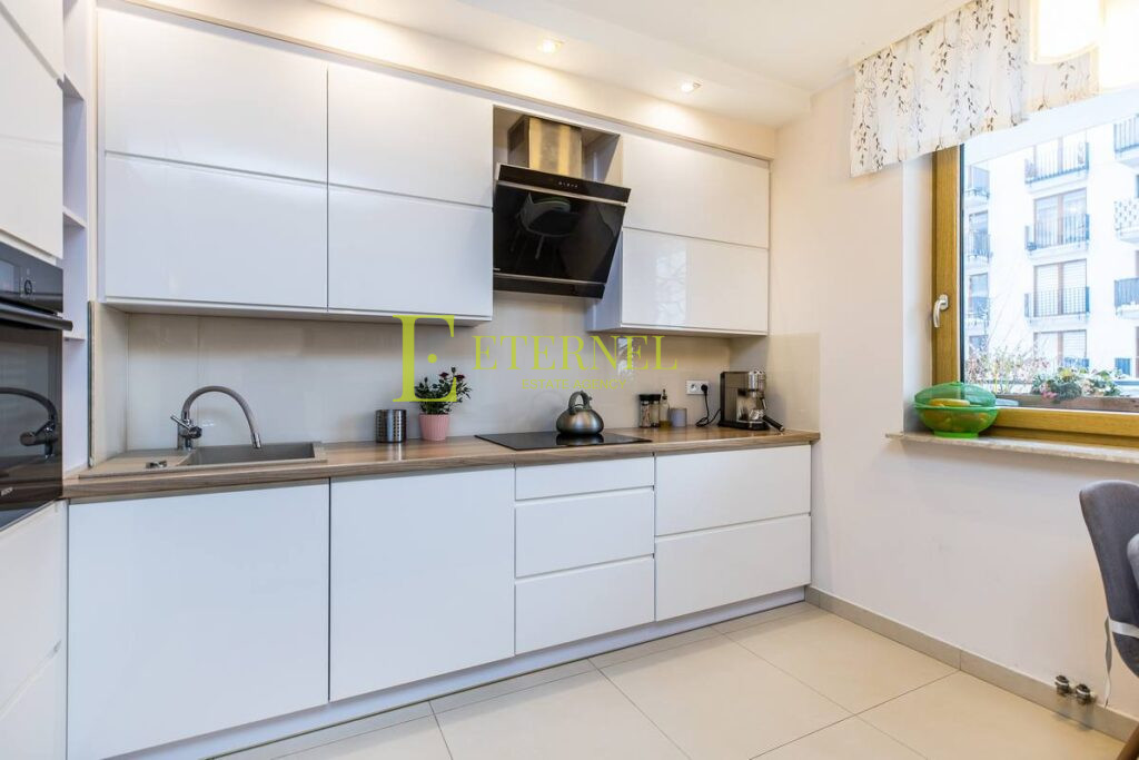 44m2 apartment with garage and storage rooms – Kniaźnina street, Water Park, Serenada area