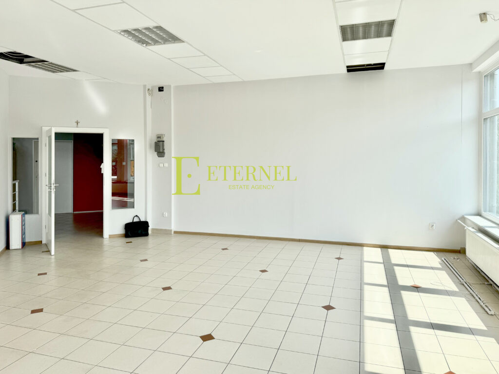 Оренда просторого комерційного приміщення 70 м² + склад 12 м² після ремонту на ul. Bieńczycka – можливість розширення до 100+ м²!