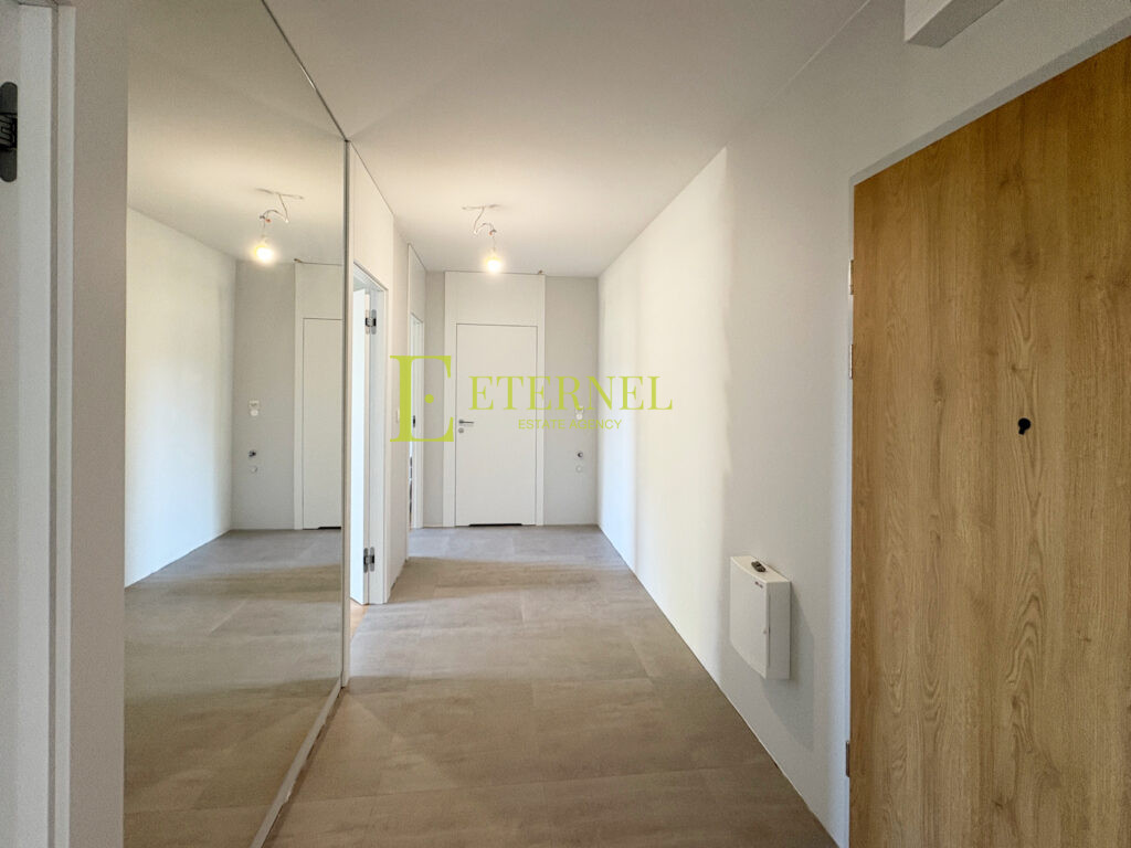 4-кімнатна квартира 76,5м2 з терасою в новому комплексі Czerwone Maki, Ruczaj