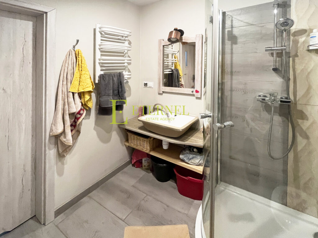 Інтимна студія 22м2 з приватним подвір'ям 24м2 – вулиця Janusa, паркінг включений