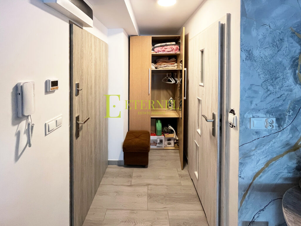 Інтимна студія 22м2 з приватним подвір'ям 24м2 – вулиця Janusa, паркінг включений