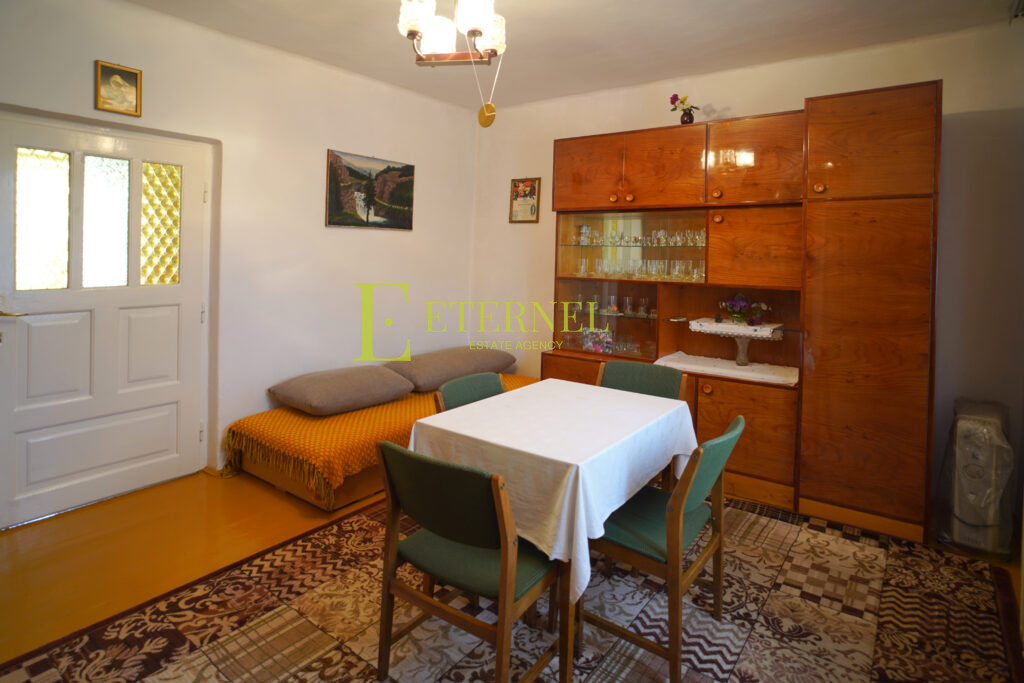 Działka z zabudowaniami 1370m² – Ziarkowa