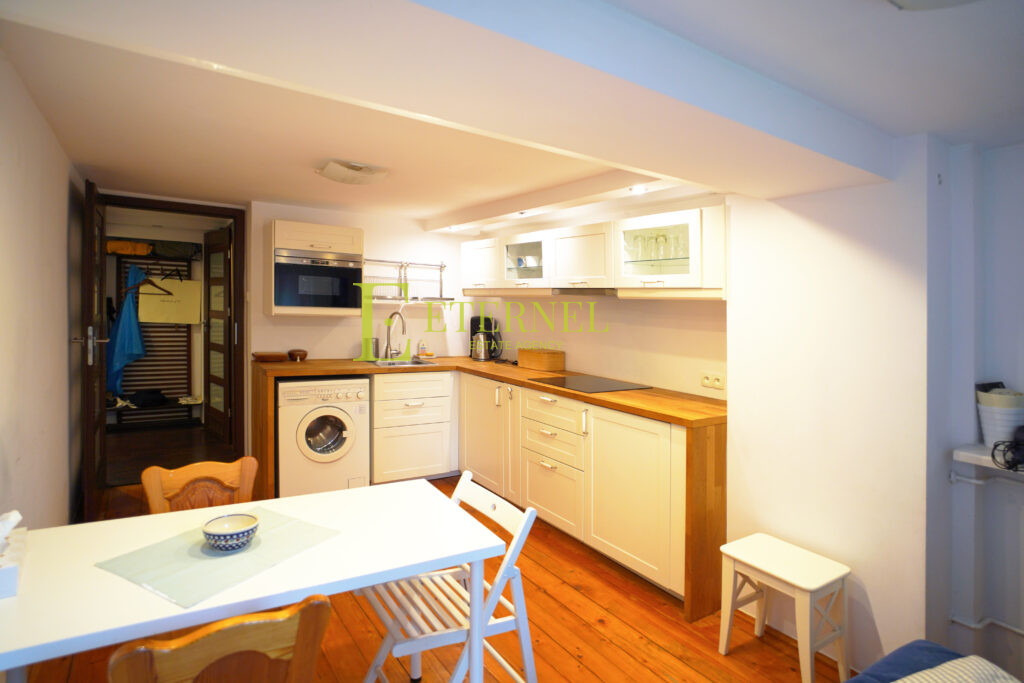 Unique apartment 102.83m² + independent apartment + garage – Officers' Estate