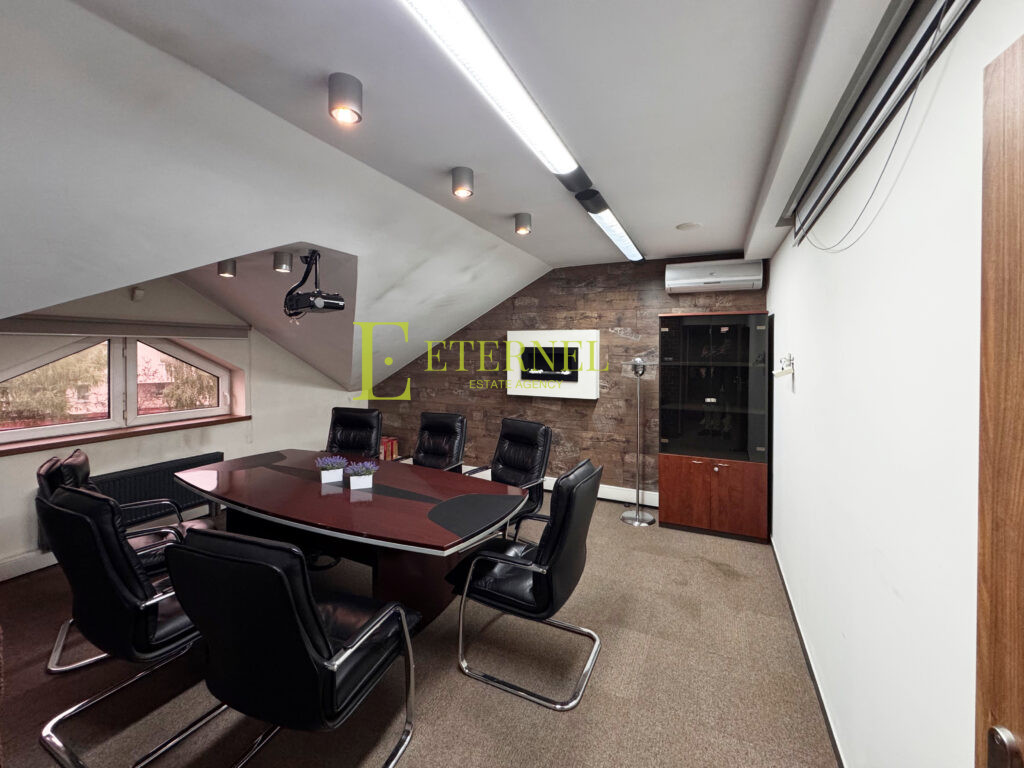 Lokal użytkowy z klimatyzacją 118,70m2 + strych 45m2 – ul. Solskiego