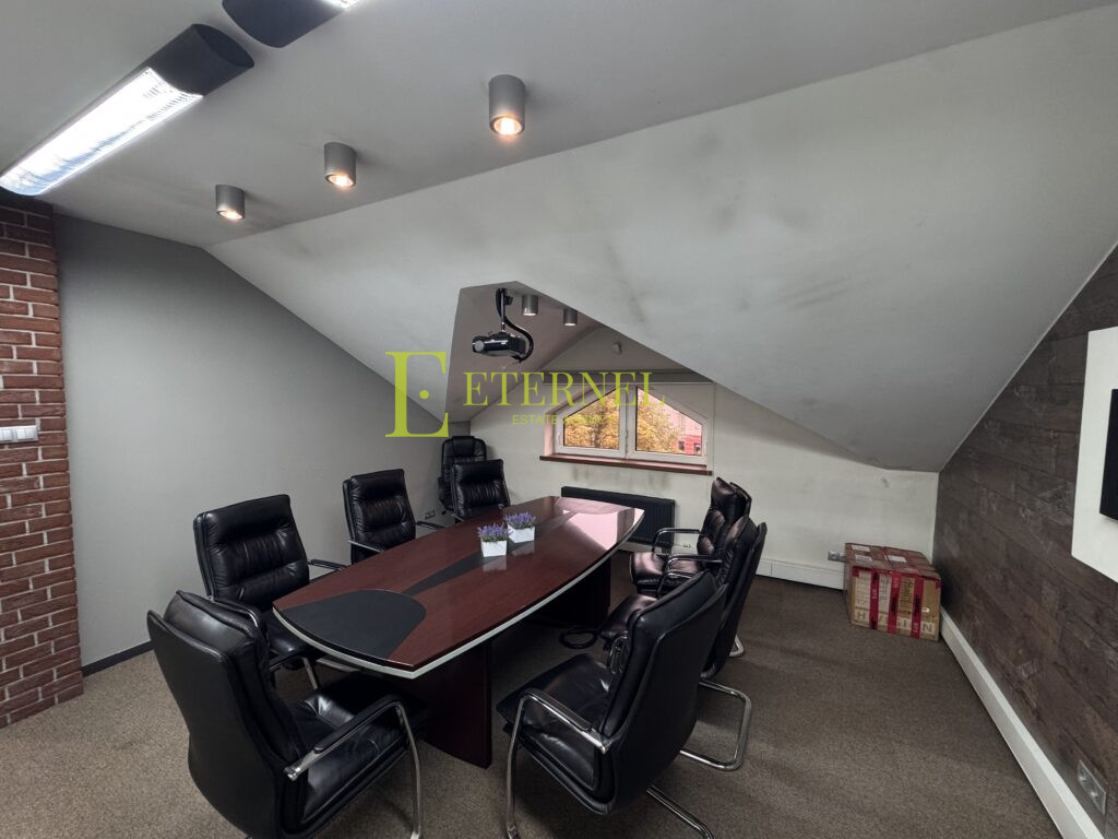 Lokal użytkowy z klimatyzacją 118,70m2 + strych 45m2 – ul. Solskiego