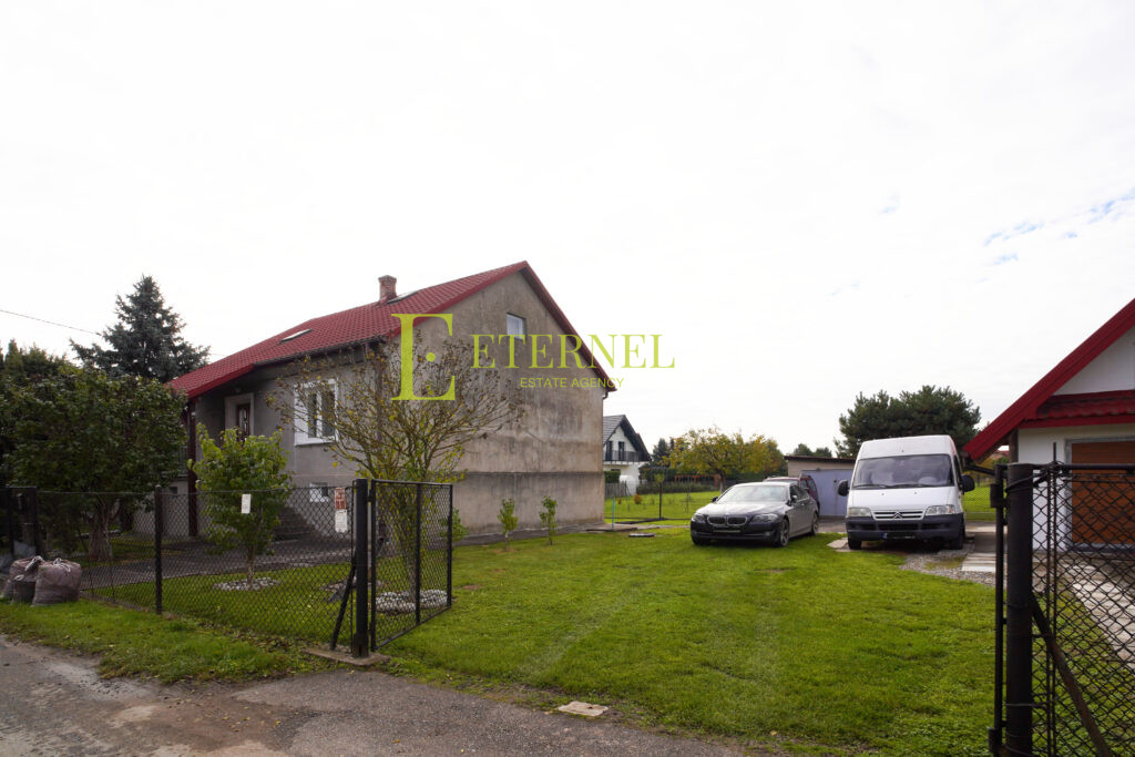 Działka z zabudowaniami 1370m² – Ziarkowa