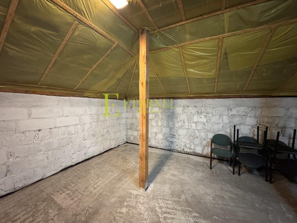 Lokal użytkowy z klimatyzacją 118,70m2 + strych 45m2 – ul. Solskiego