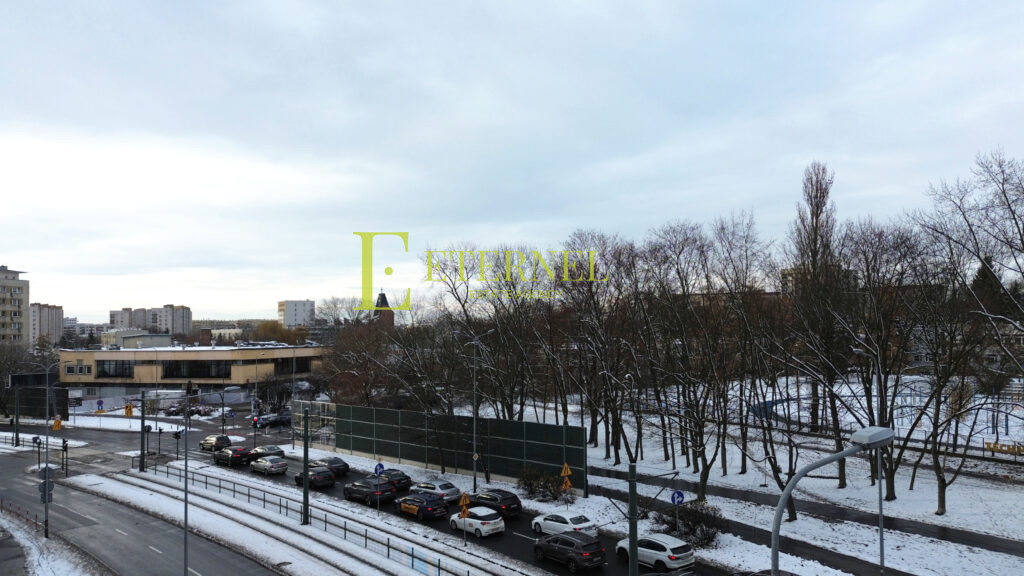 Investment plot 4.8 ares with building – Jana Pawła II Avenue