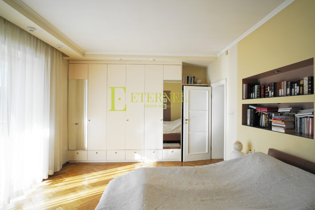 Ekskluzywna rezydencja 258m2 po remoncie – Bronowice