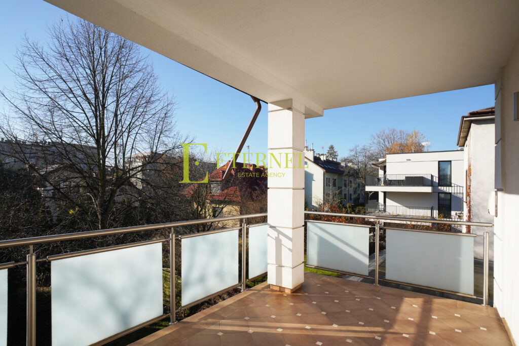 Ekskluzywna rezydencja 258m2 po remoncie – Bronowice