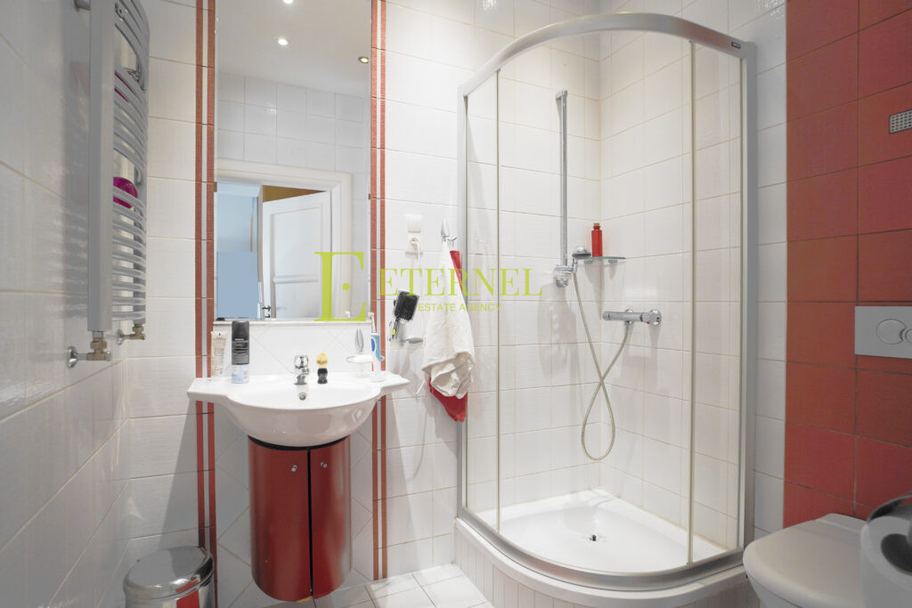 Ekskluzywna rezydencja 258m2 po remoncie – Bronowice