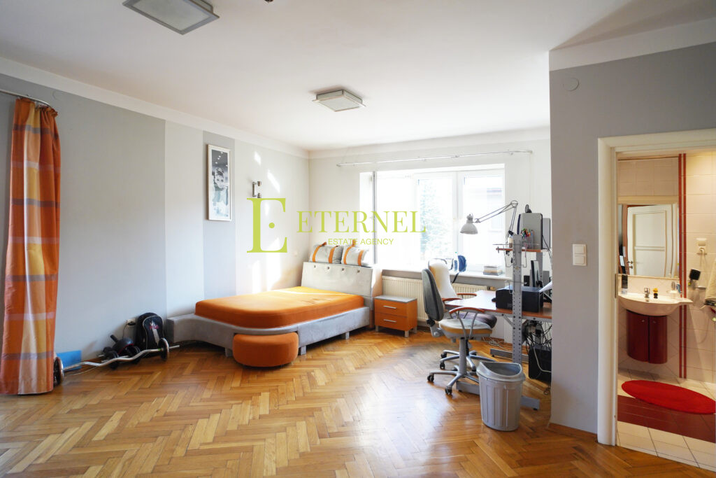 Ekskluzywna rezydencja 258m2 po remoncie – Bronowice