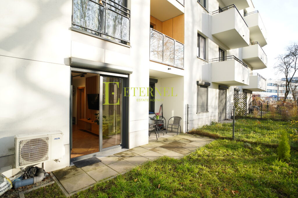 Nowoczesne mieszkanie 48m2 z tarasem i ogrodem – Rydlówka