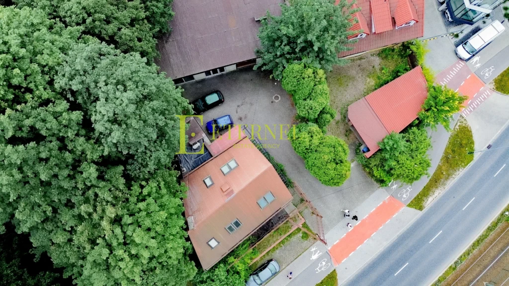 Działka inwestycyjna 5,1 ara z budynkiem – Aleja Jana Pawła II