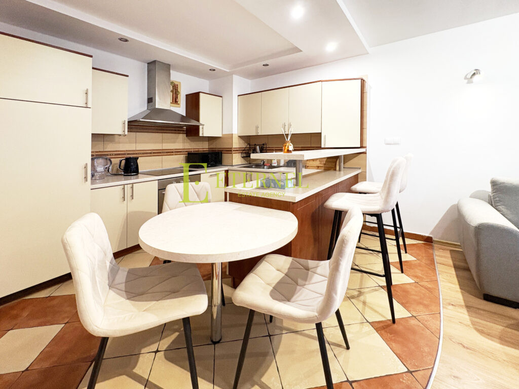 4-pokojowe mieszkanie z tarasem i ogródkiem – ul. Okulickiego