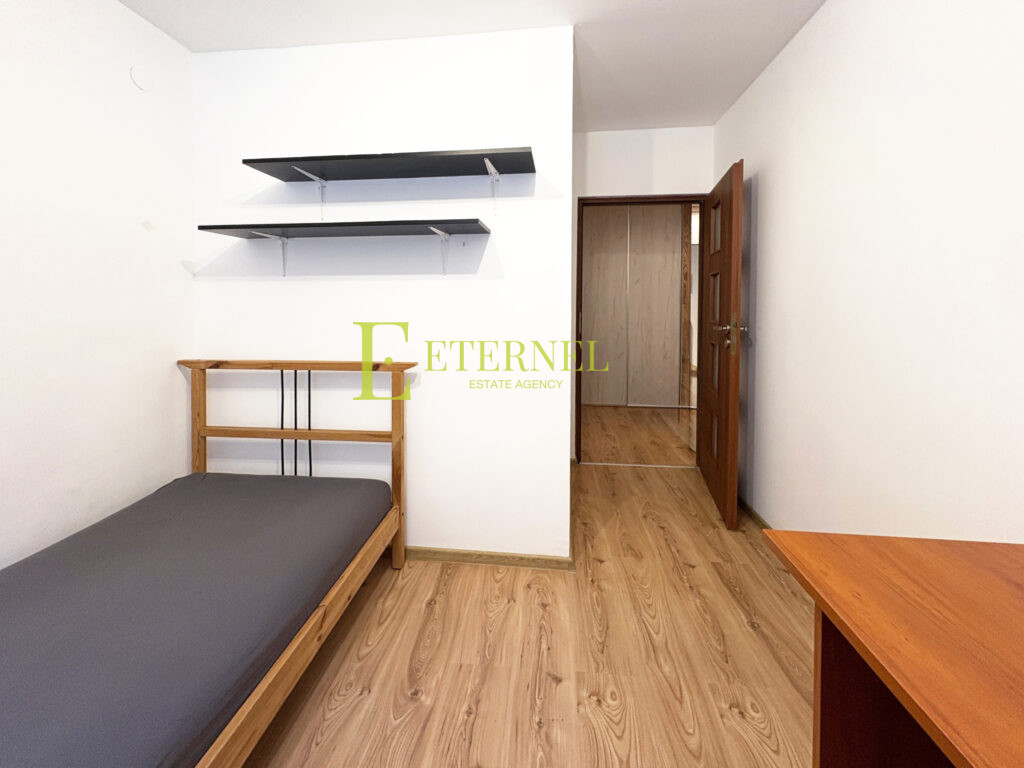 4-pokojowe mieszkanie z tarasem i ogródkiem – ul. Okulickiego