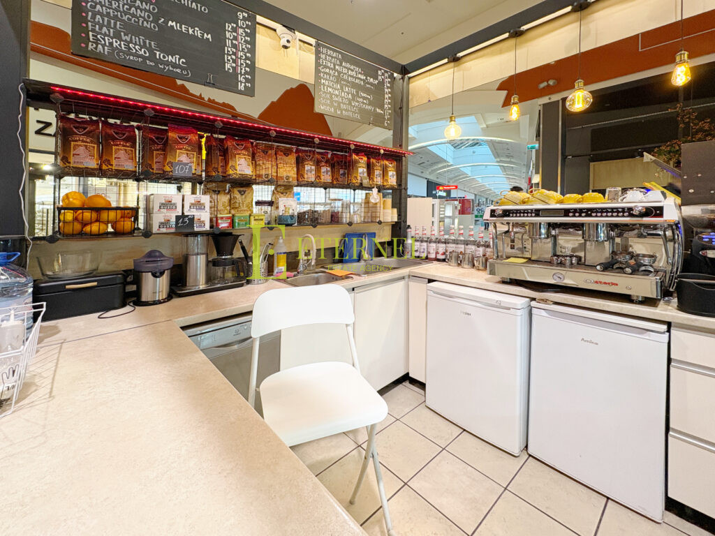 Gotowy biznes – kawiarnia „KAWARIAT” 50m2 – Galeria M1