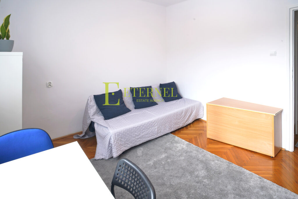 Przestronne mieszkanie 2-pokojowe 52m2 z piwnicą – Os. Kolorowe, Nowa Huta