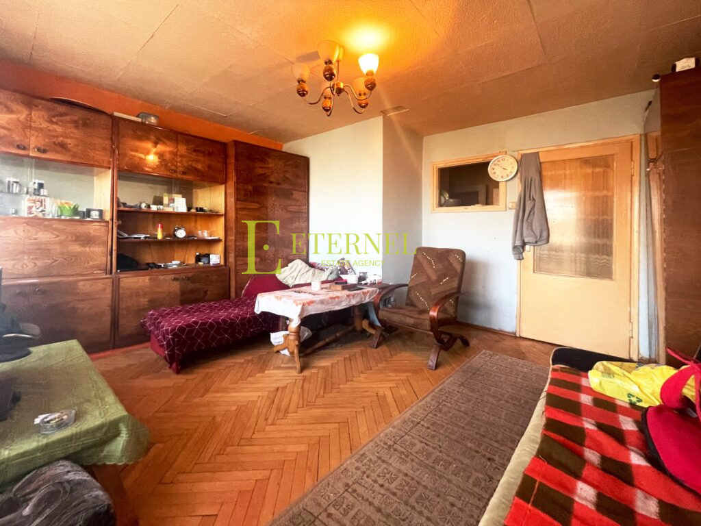 Ciekawa kawalerka 25m2 z francuskim balkonem – Os. Jagiellońskie, Bieńczyce