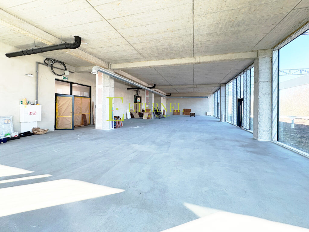 Винятковий комерційний простір 284м2 з терасою 200м2 – вул. Chełmska