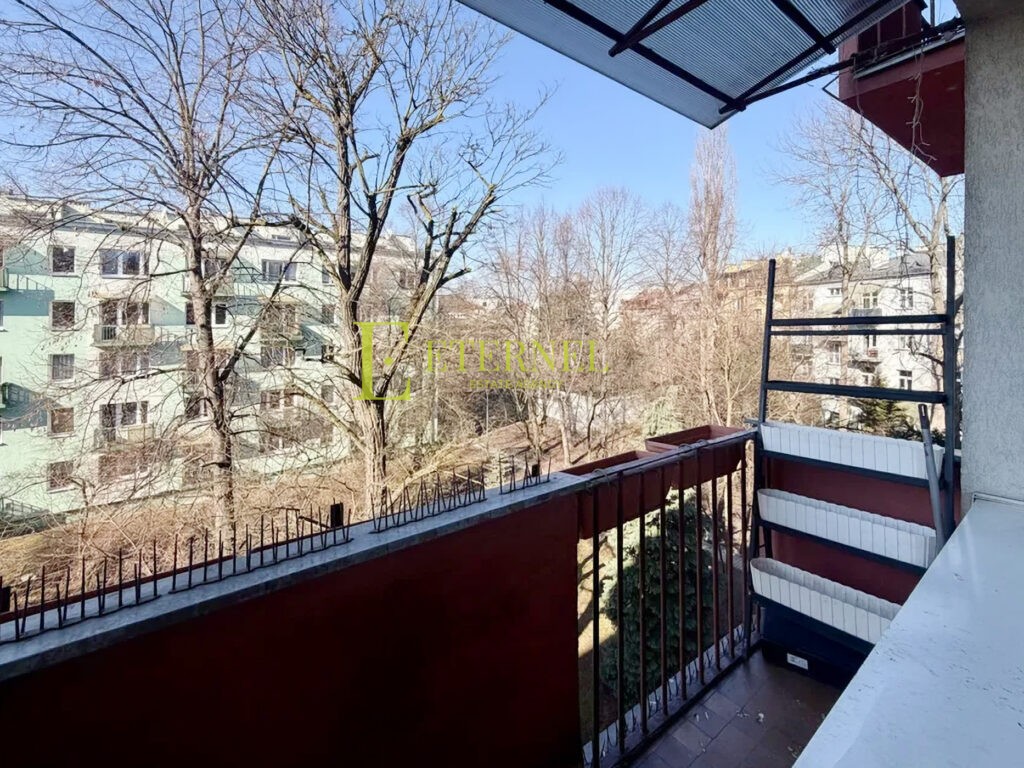 Mieszkanie dostępne od zaraz – 2 pokoje z osobną kuchnią i balkonem, Stare Podgórze, ul. gen. Tadeusza Kutrzeby