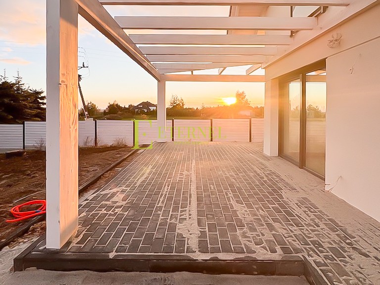 Dom jednorodzinny w wysokim standardzie 155m2 | działka 8 arów | Brzozówka