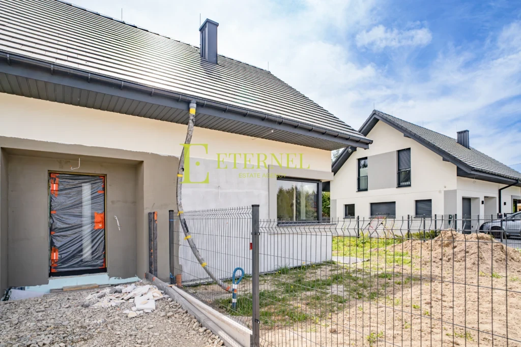 Dom jednorodzinny 160 m2 z działką 618 m2 – Czajowice, ul. Słoneczna, gmina Wielka Wieś
