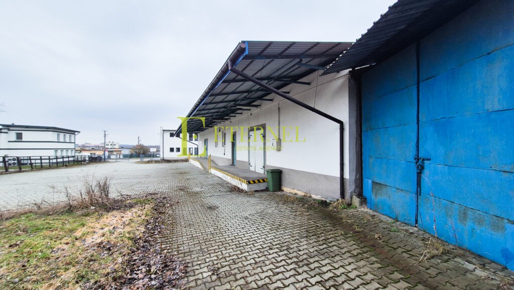 Kompleks biurowo-magazynowy na sprzedaż – Kazimierza Wielka, ul. Przemysłowa