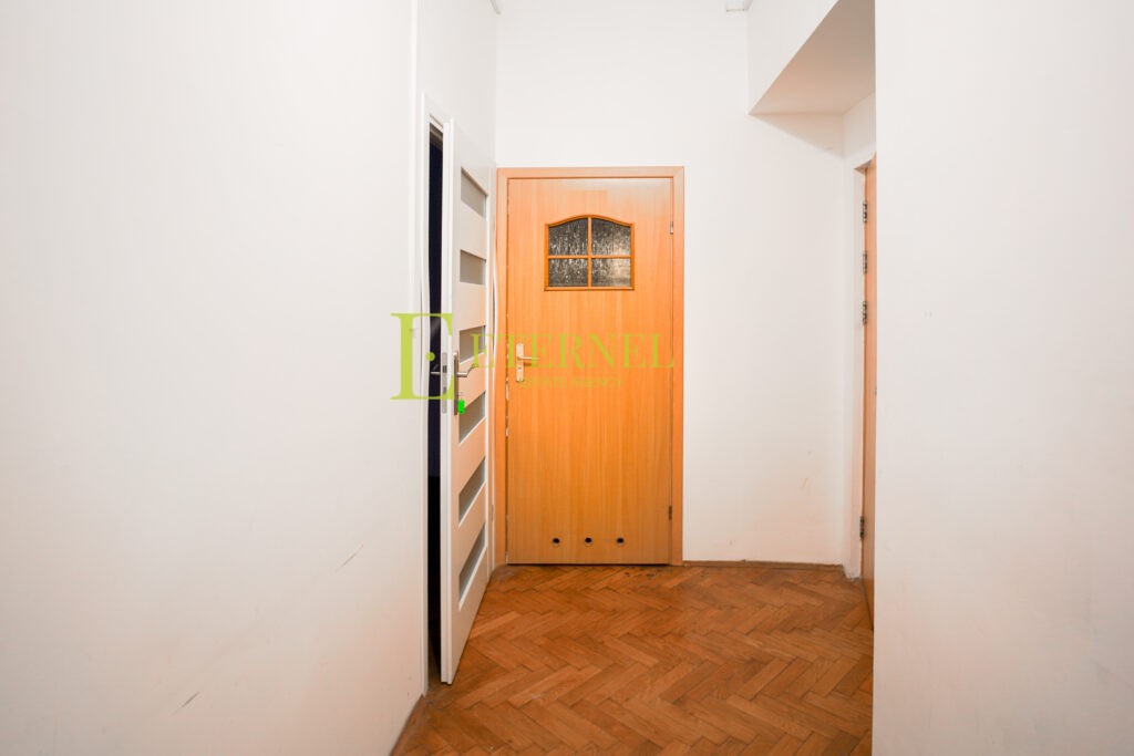Lokal użytkowy 104m2 | ul. Krowoderska | Ścisłe centrum Krakowa | Parter kamienicy