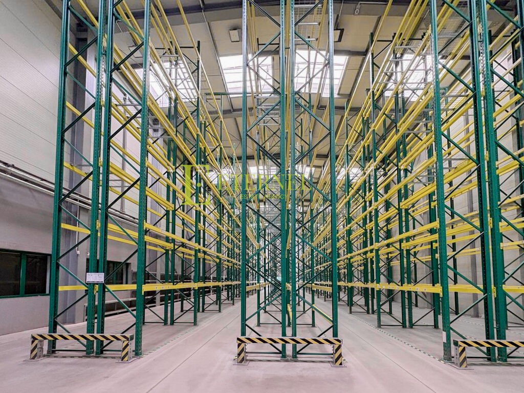 Obiekt biurowo-magazynowy 1 501 m2 na działce 5 638 m2 na sprzedaż – Kraków, Łęg (Czyżyny)