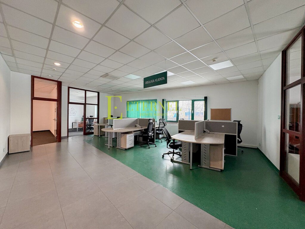 Obiekt biurowo-magazynowy 1 501 m2 na działce 5 638 m2 na sprzedaż – Kraków, Łęg (Czyżyny)