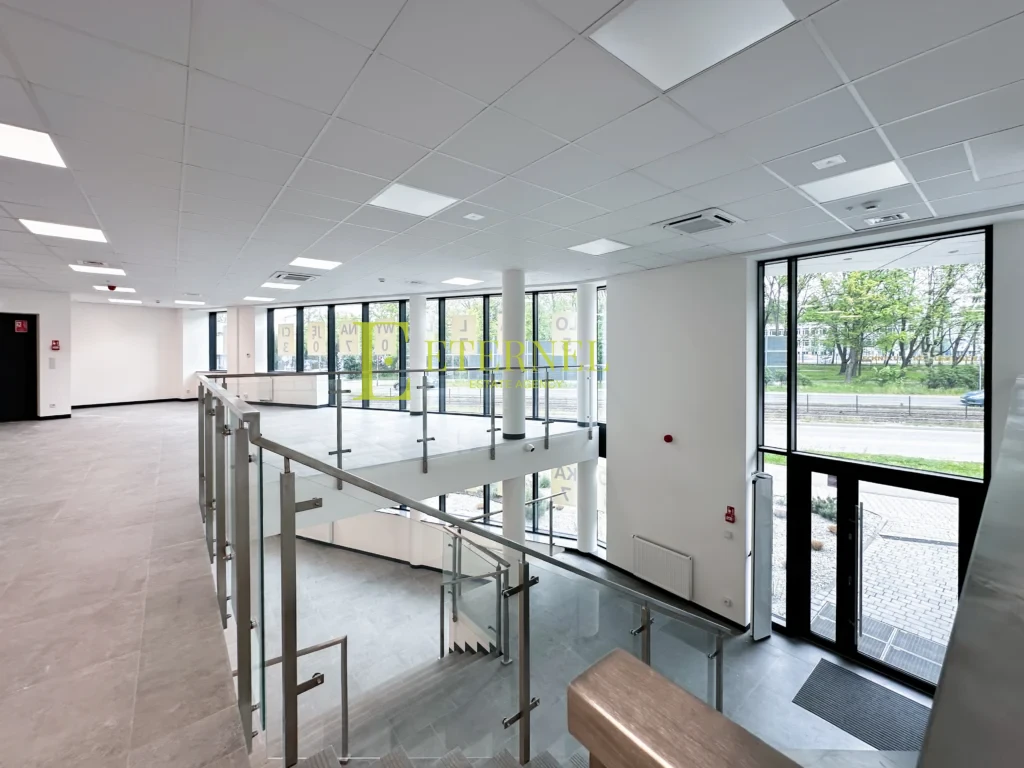 Lokal handlowo-usługowy na wynajem 467,57 m2 – Al. Jana Pawła II, Kraków, Czyżyny