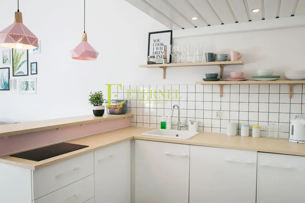 Studio apartment with mezzanine 25 m2 + 5 m2 for rent – Al. Słowackiego 58, Kraków, Krowodrza