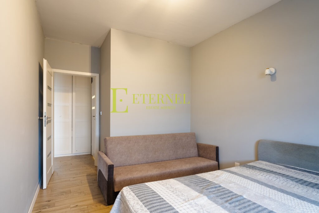 2-pokojowe mieszkanie z dużym balkonem do wynajęcia 47 m2 pet friendly – os. Na Lotnisku 1, Kraków, Czyżyny