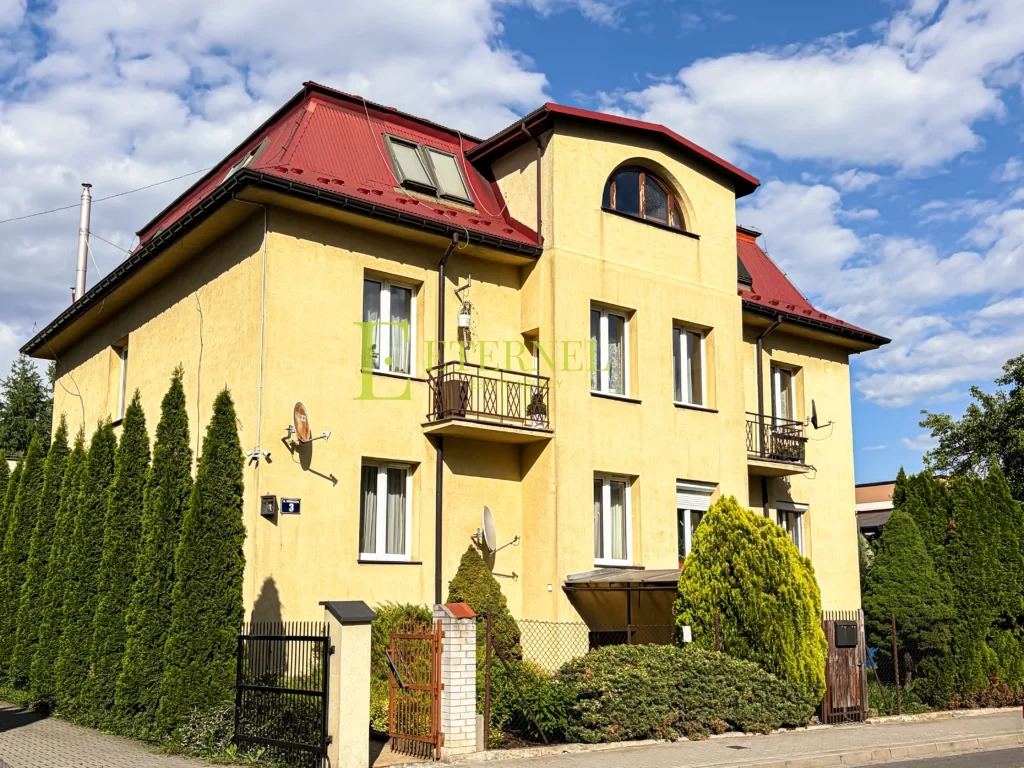 Lokal użytkowy 37 m2 na sprzedaż w odrestaurowanej kamienicy – Kraków, Olsza / Osiedle Oficerskie
