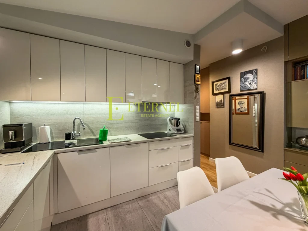 Apartament 2-pokojowy 60 m2 z widokiem na Park Decjusza do wynajęcia – Wola Justowska, Kraków, Zwierzyniec
