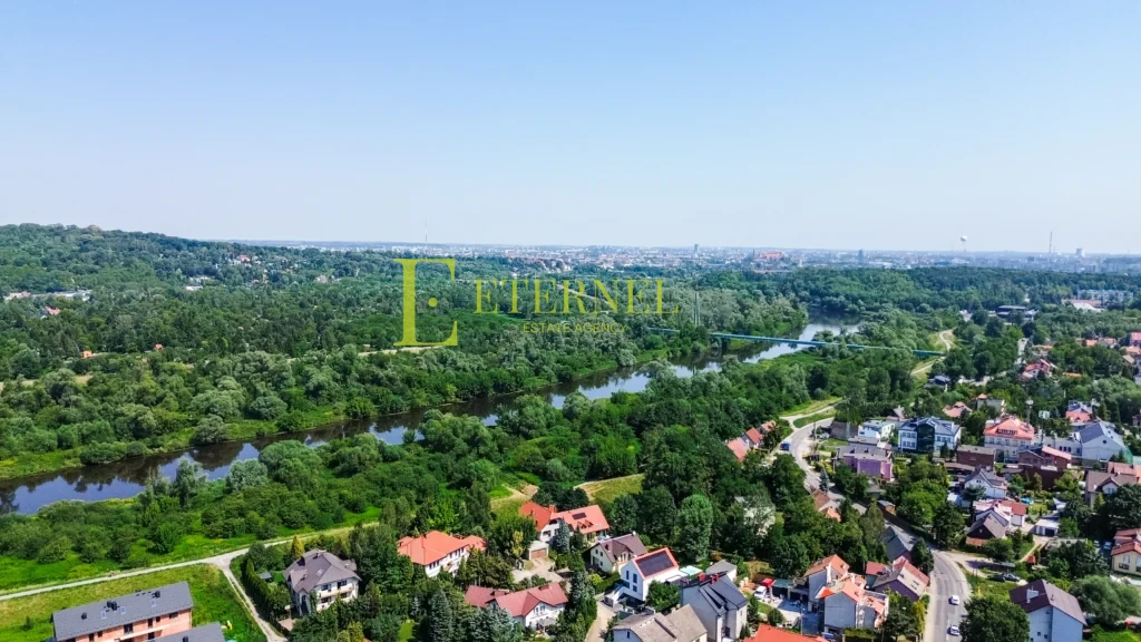 Nieruchomość inwestycyjna z 2 domami + prawomocne pozwolenie na budowę – ul. Tyniecka, Kraków, Podgórze