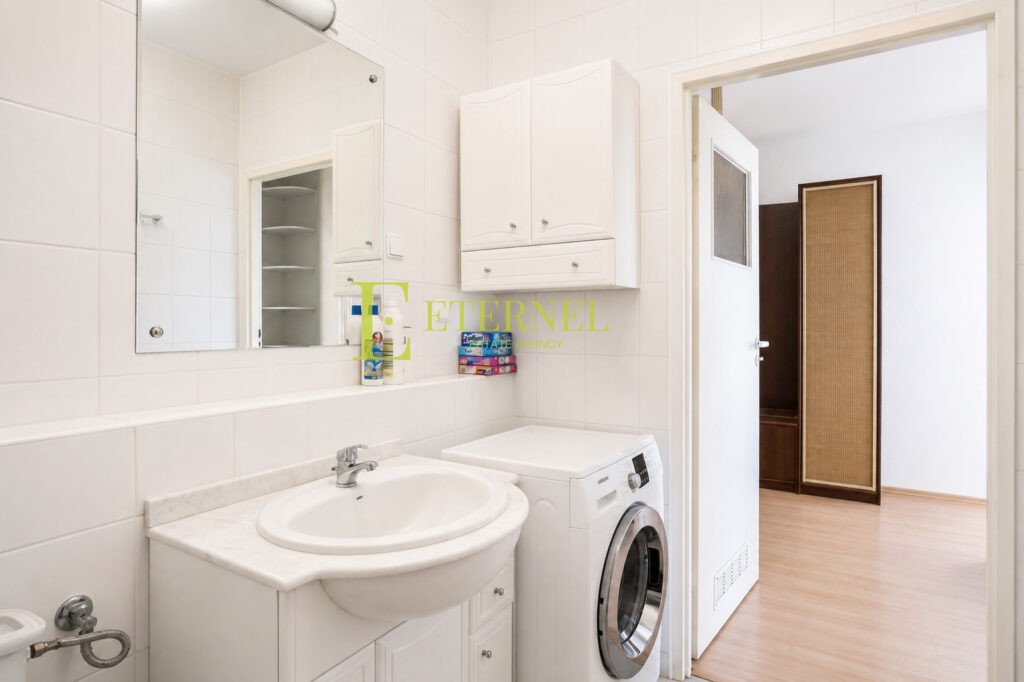 Mieszkanie 47,2 m2 z widokiem na panoramę Krakowa na sprzedaż – ul. Ostatnia, Kraków