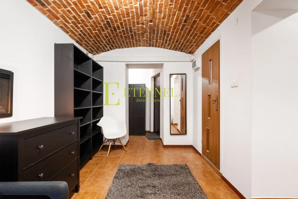 Lokal mieszkalny 22,85 m2 po remoncie w ścisłym centrum Krakowa do wynajęcia – ul. Lubelska, Kraków, Krowodrza