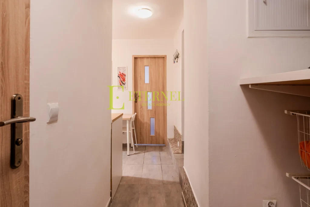 Lokal użytkowy 30,6 m2 urządzony jako mieszkanie na sprzedaż – ul. Gramatyka, Kraków, Krowodrza